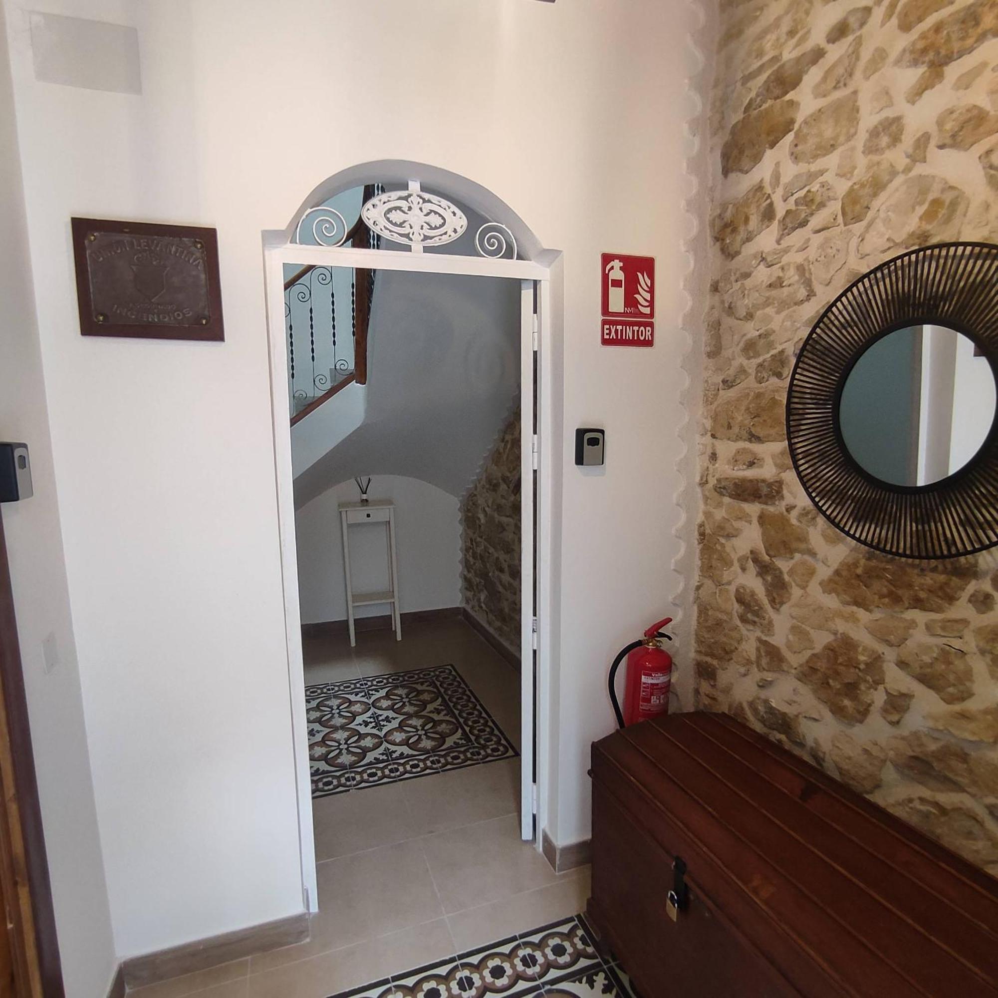 Appartamento Casa Del Pasaje San Fernando Alicante Esterno foto